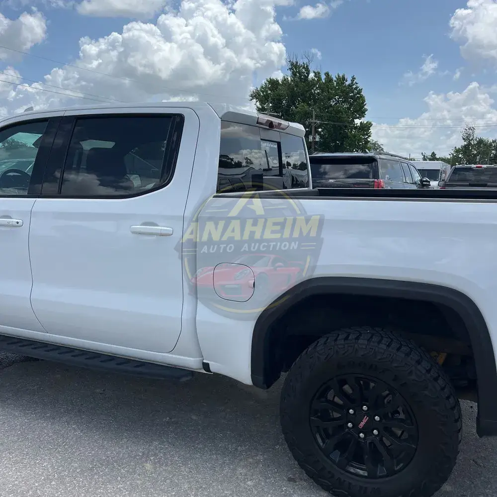2023 GMC Sierra 1500 AT4X