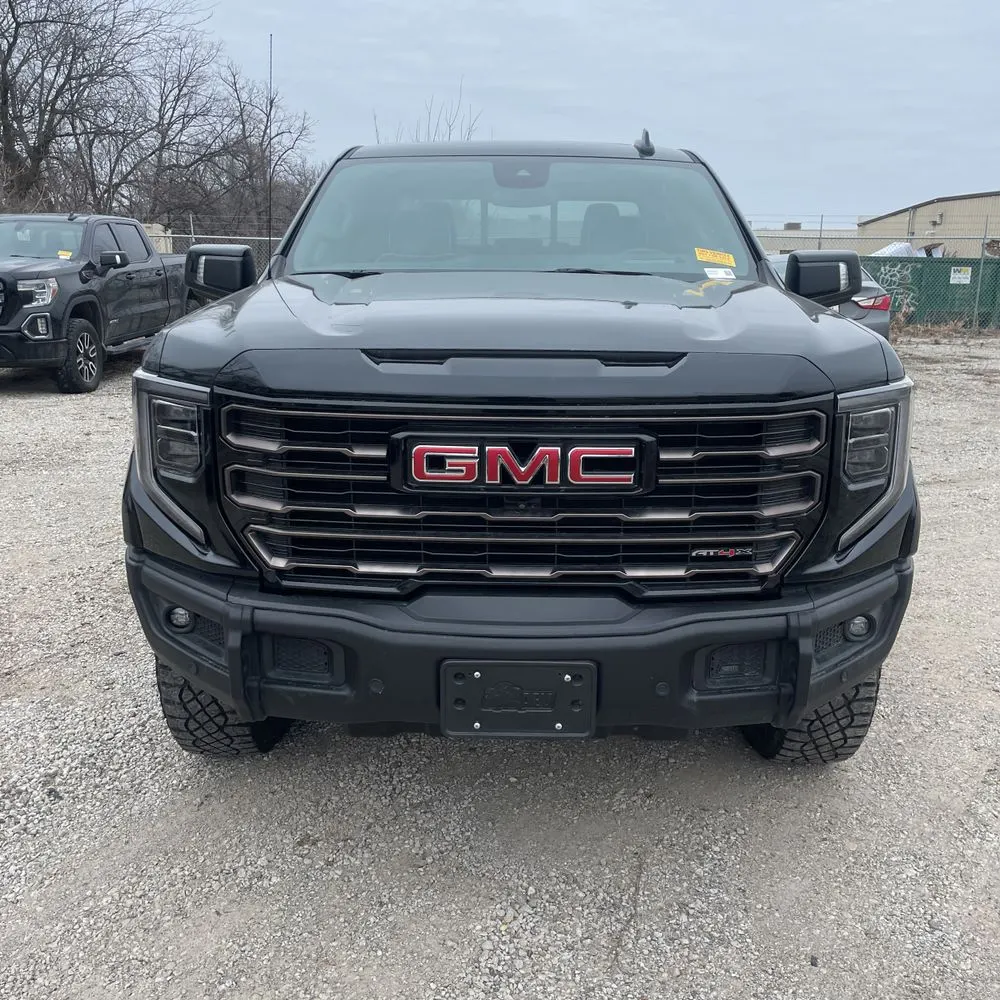 2023 GMC Sierra 1500 AT4X
