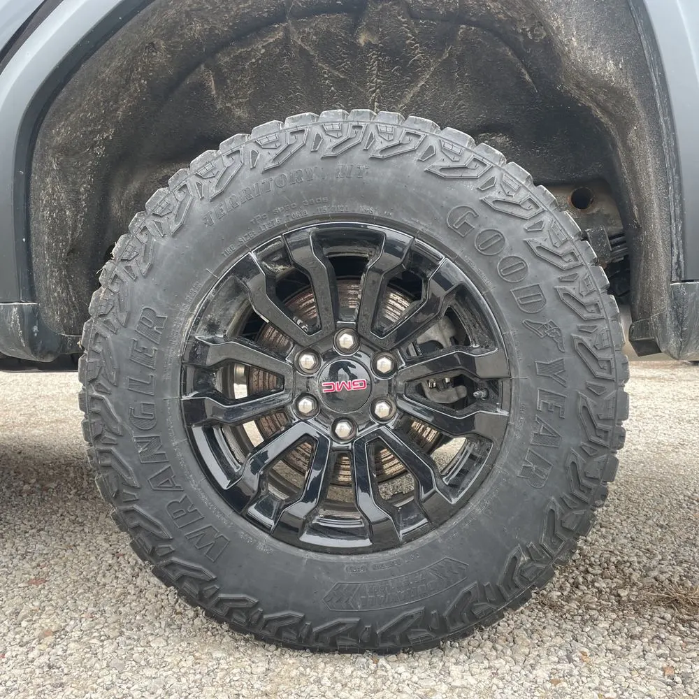 2023 GMC Sierra 1500 AT4X