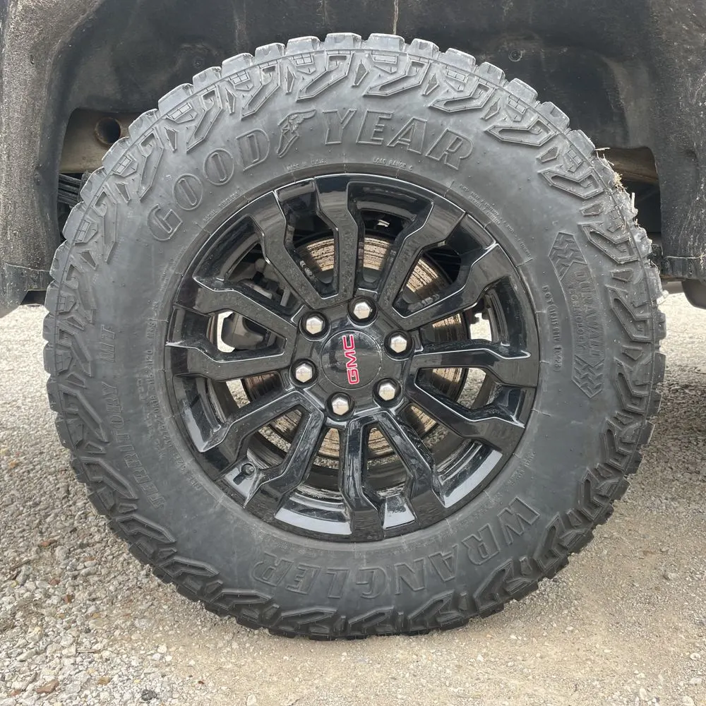 2023 GMC Sierra 1500 AT4X