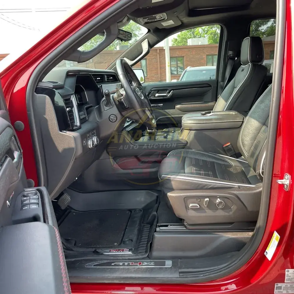 2024 GMC Sierra 1500 AT4X