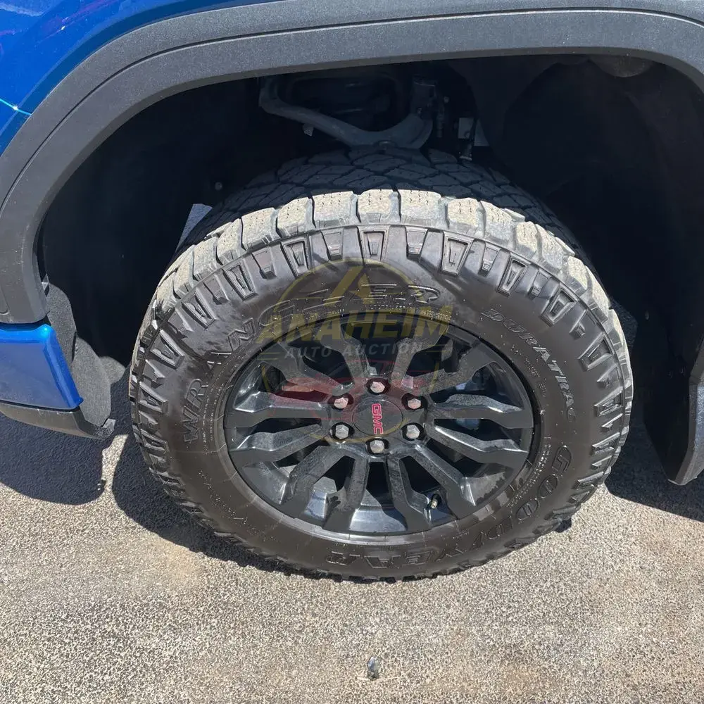 2023 GMC Sierra 1500 AT4X