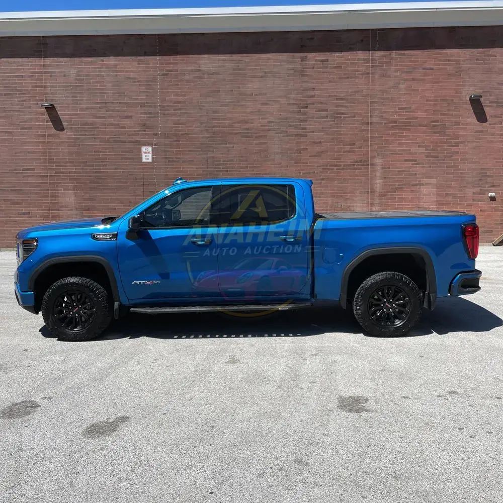 2023 GMC Sierra 1500 AT4X