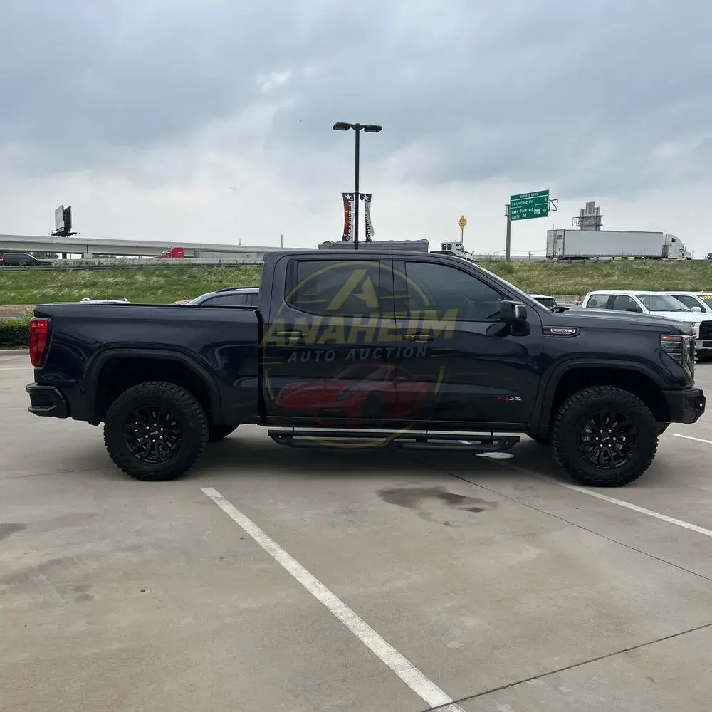 2023 GMC Sierra 1500 AT4X