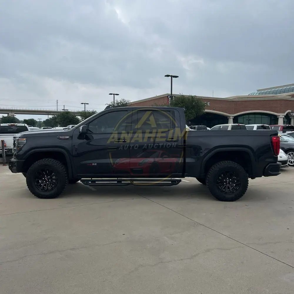 2023 GMC Sierra 1500 AT4X