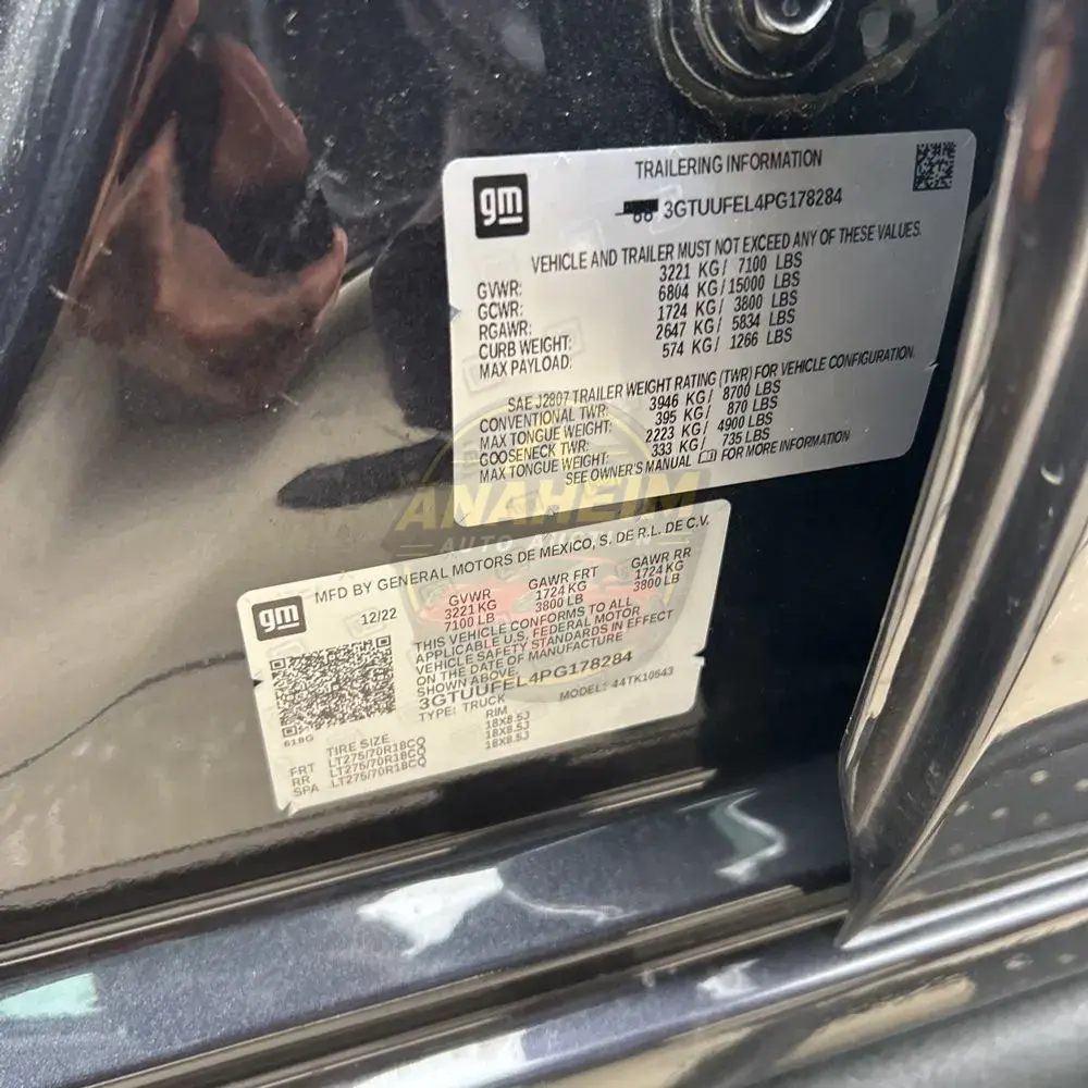 2023 GMC Sierra 1500 AT4X