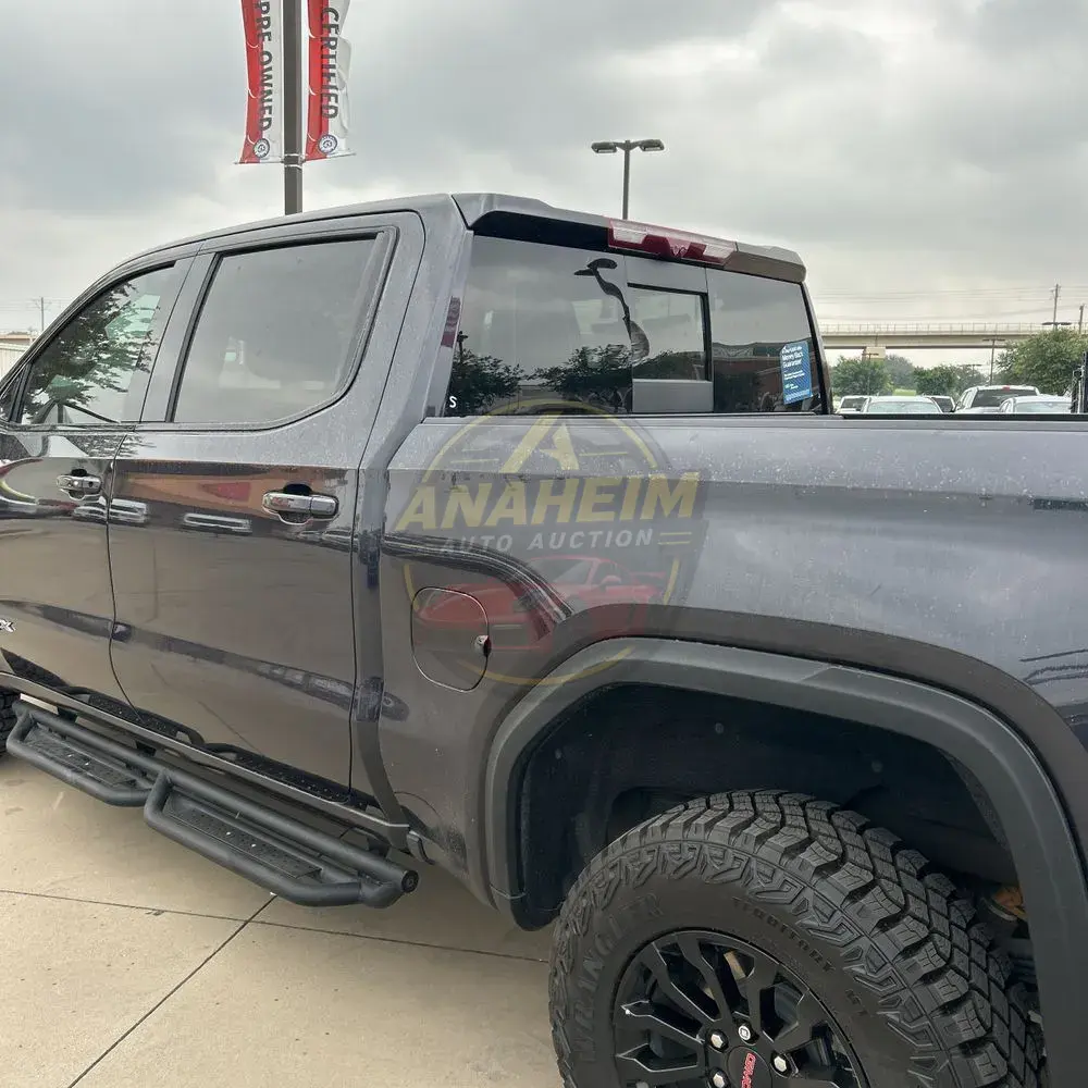 2023 GMC Sierra 1500 AT4X