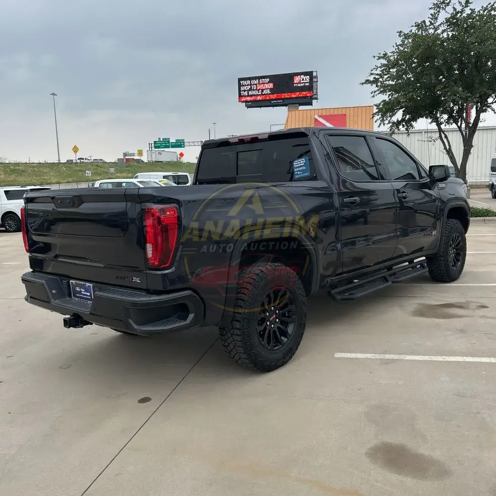 2023 GMC Sierra 1500 AT4X