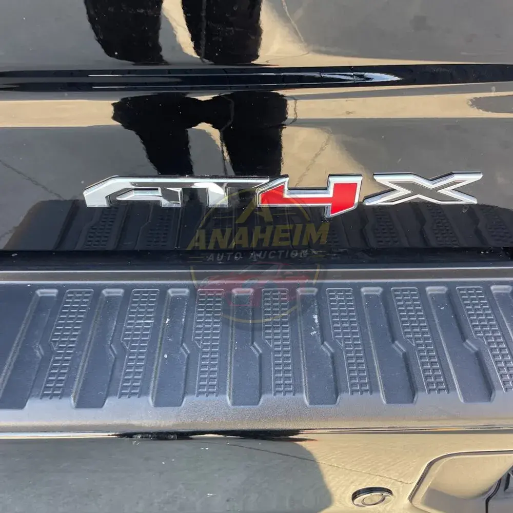 2024 GMC Sierra 1500 AT4X
