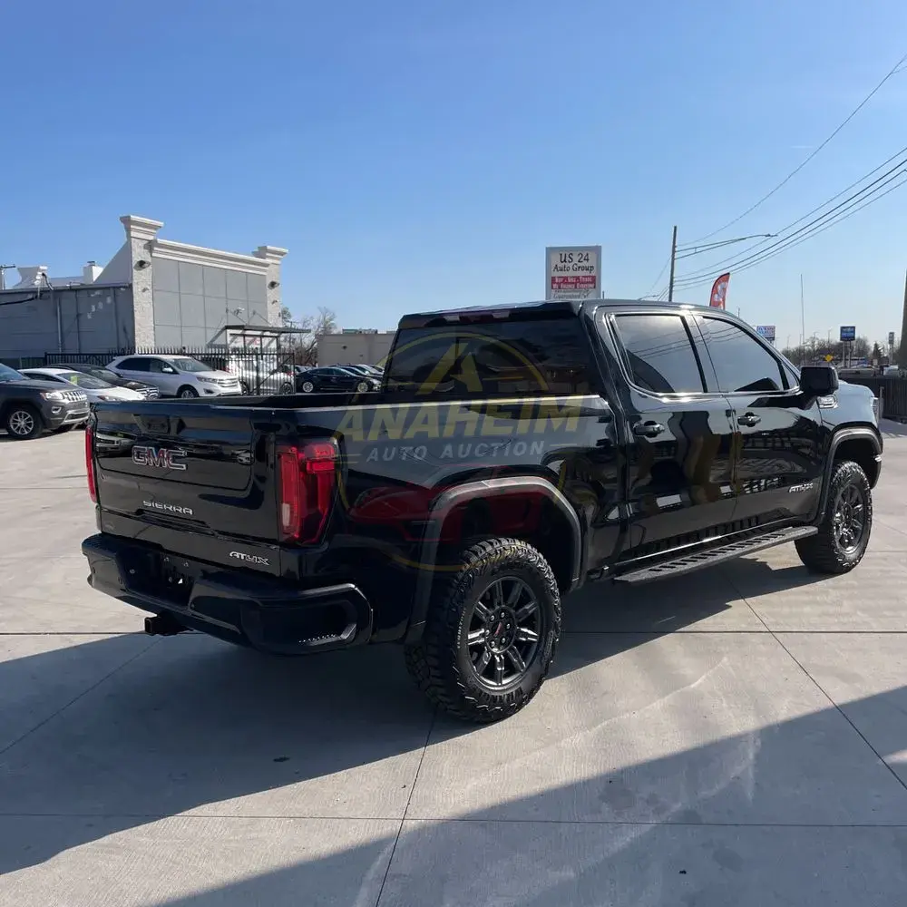2024 GMC Sierra 1500 AT4X