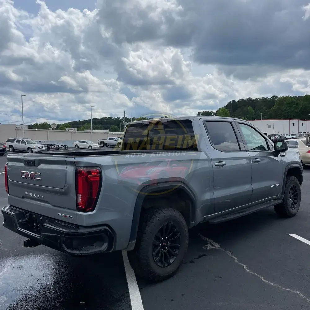 2023 GMC Sierra 1500 AT4X