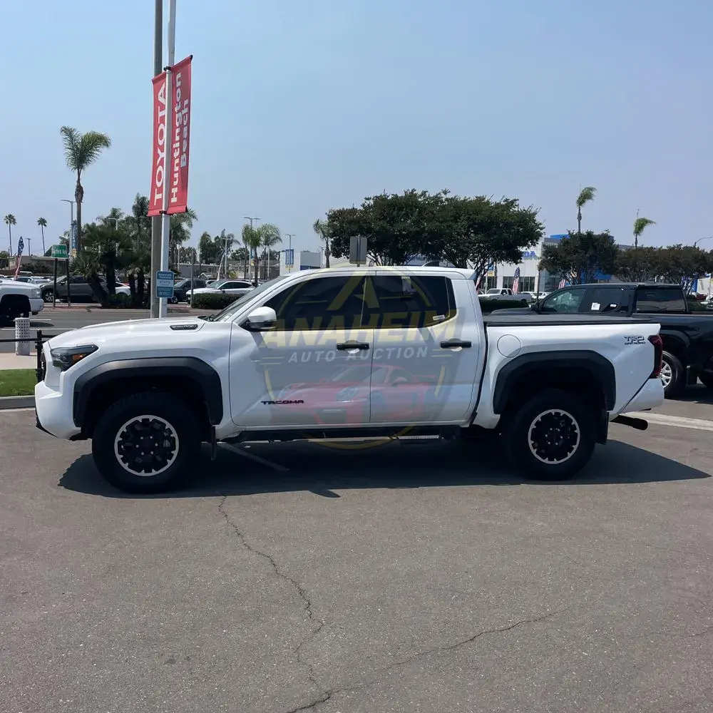 2024 Toyota Tacoma TRD Off-Road HV