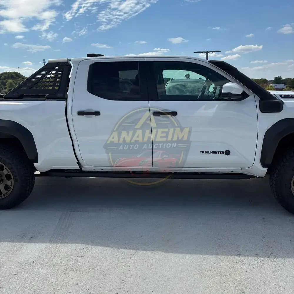 2025 Toyota Tacoma Trailhunter HV