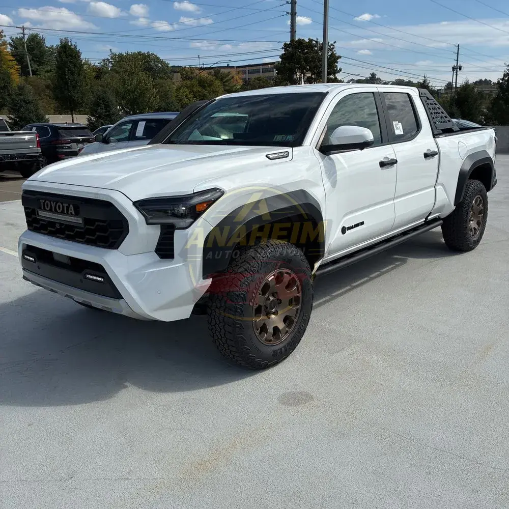 2025 Toyota Tacoma Trailhunter HV