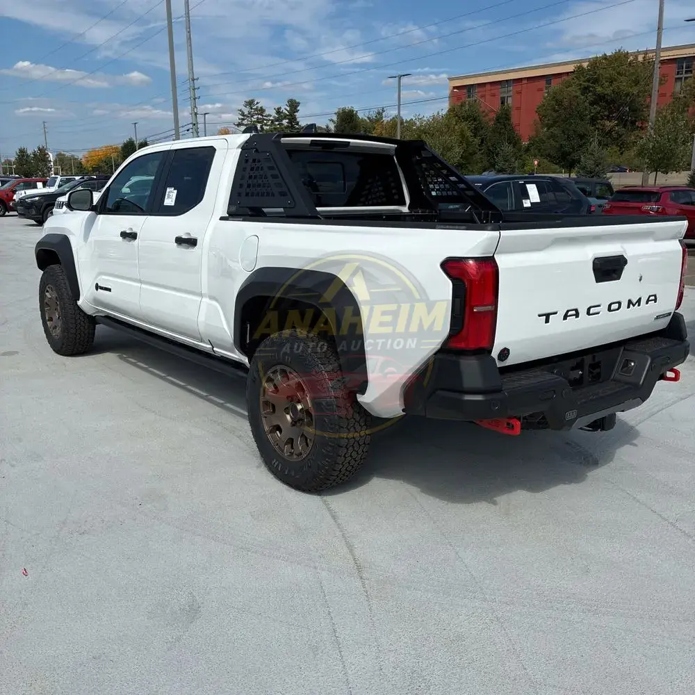 2025 Toyota Tacoma Trailhunter HV