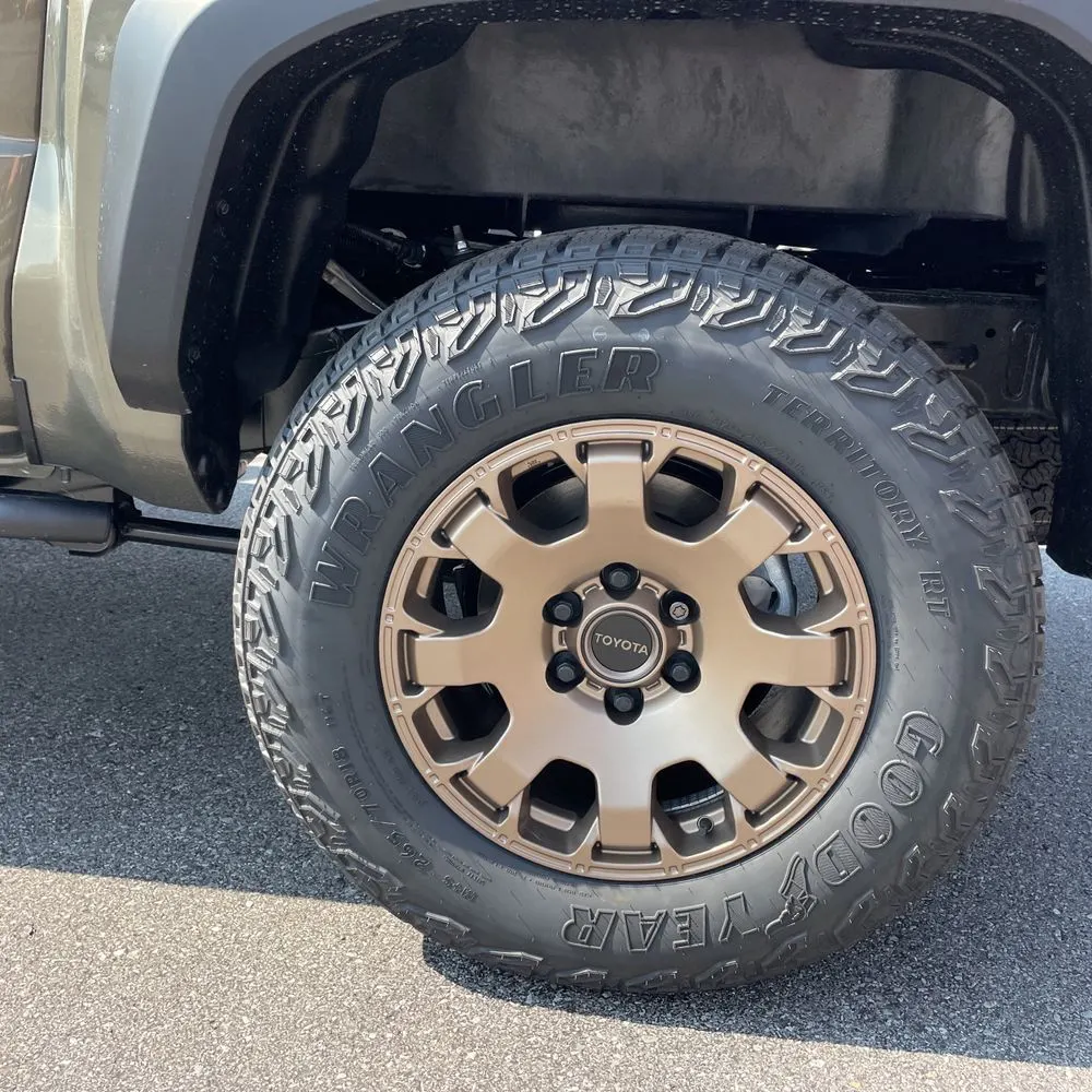 2025 Toyota Tacoma Trailhunter HV