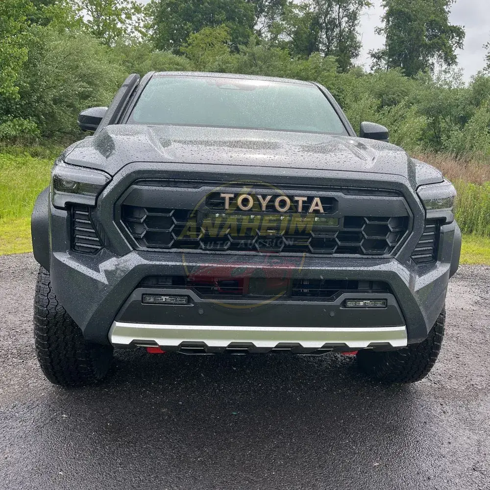 2025 Toyota Tacoma Trailhunter HV