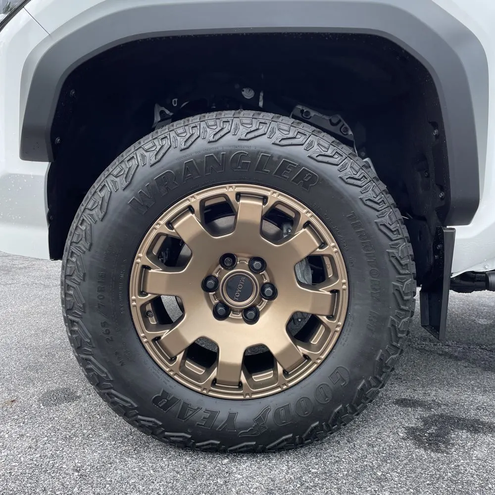2024 Toyota Tacoma Trailhunter HV