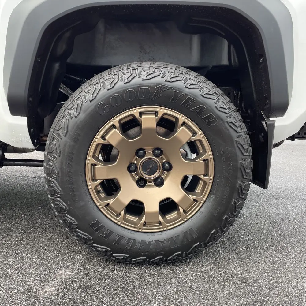 2024 Toyota Tacoma Trailhunter HV