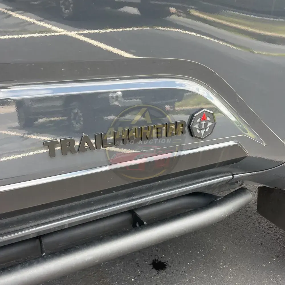 2024 Toyota Tacoma Trailhunter HV