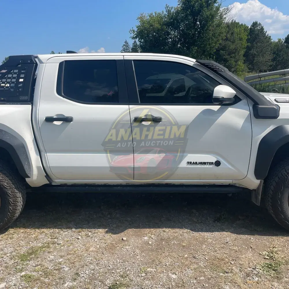 2024 Toyota Tacoma Trailhunter HV