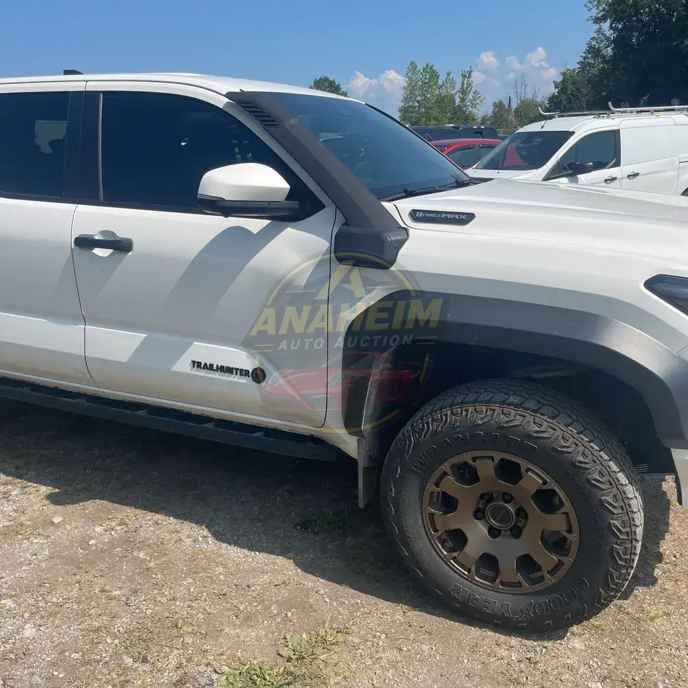 2024 Toyota Tacoma Trailhunter HV