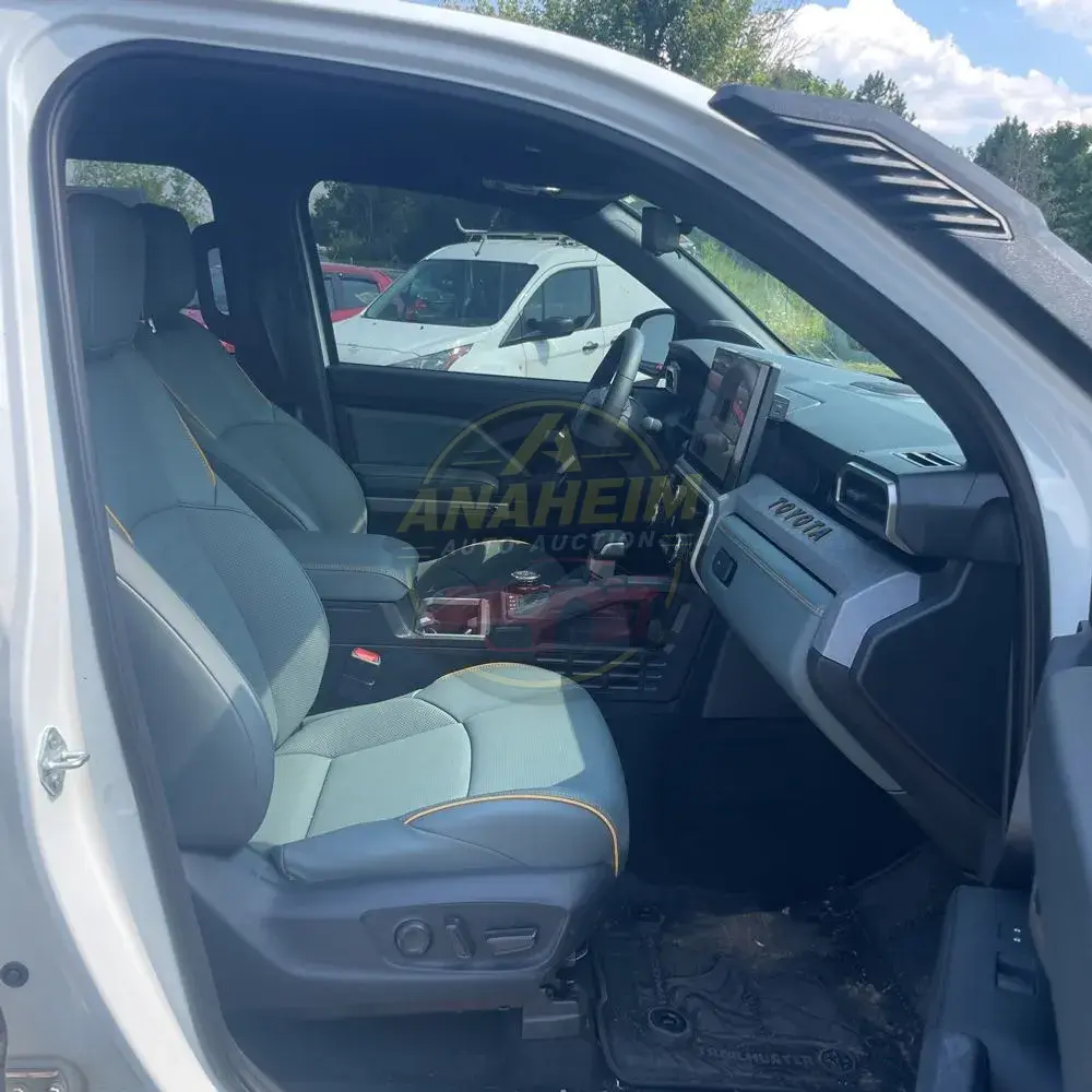 2024 Toyota Tacoma Trailhunter HV