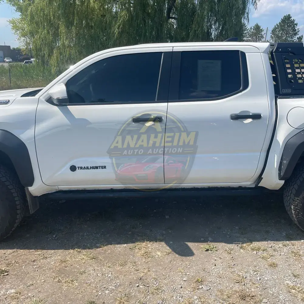 2024 Toyota Tacoma Trailhunter HV