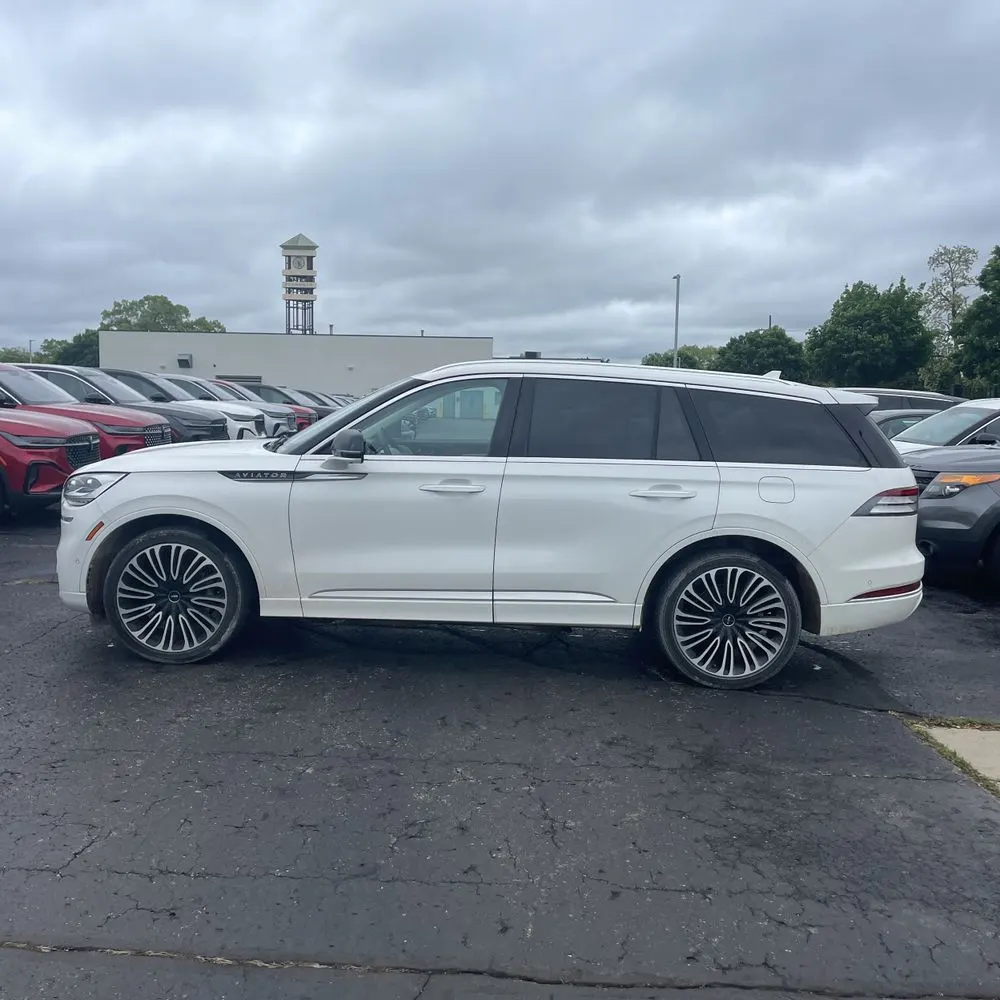 2023 Lincoln Aviator Black Label