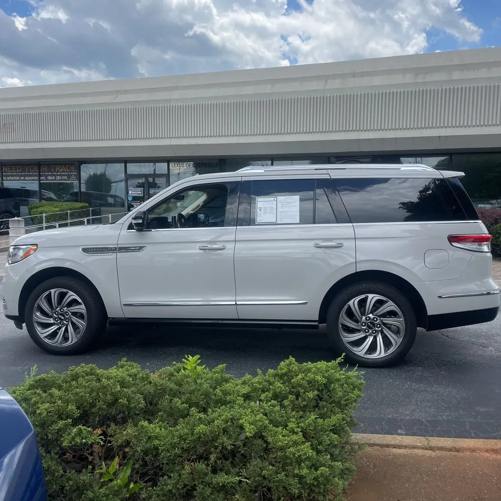 2023 Lincoln Navigator Reserve