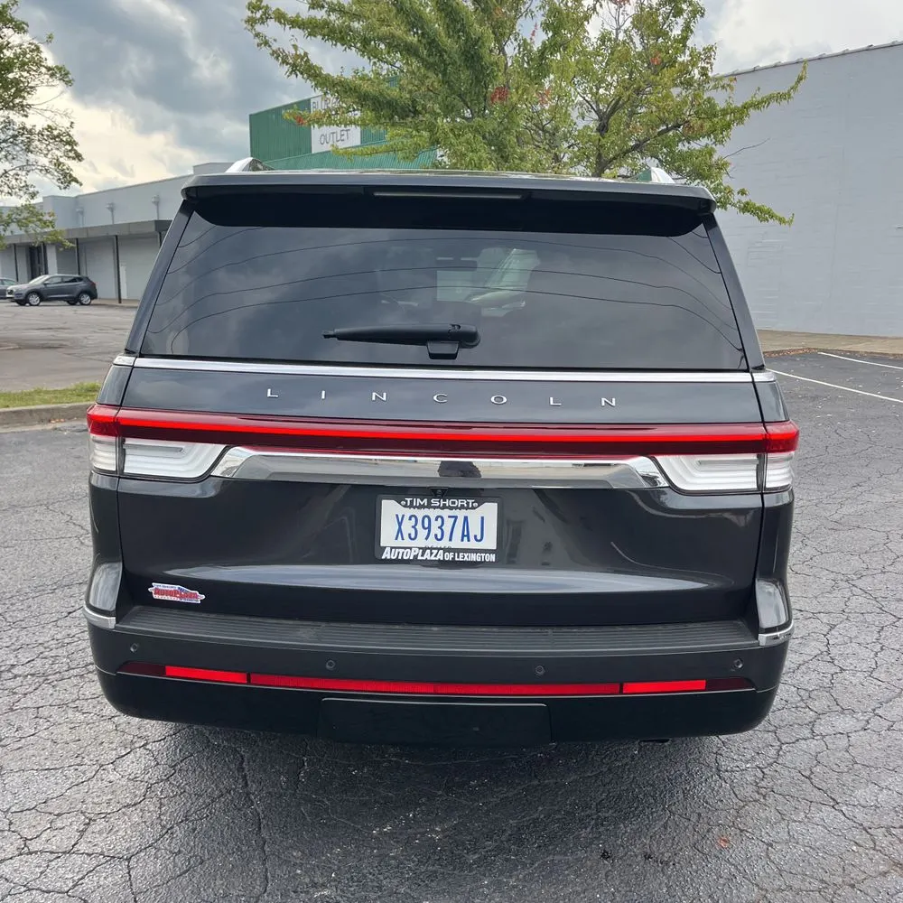 2023 Lincoln Navigator Reserve