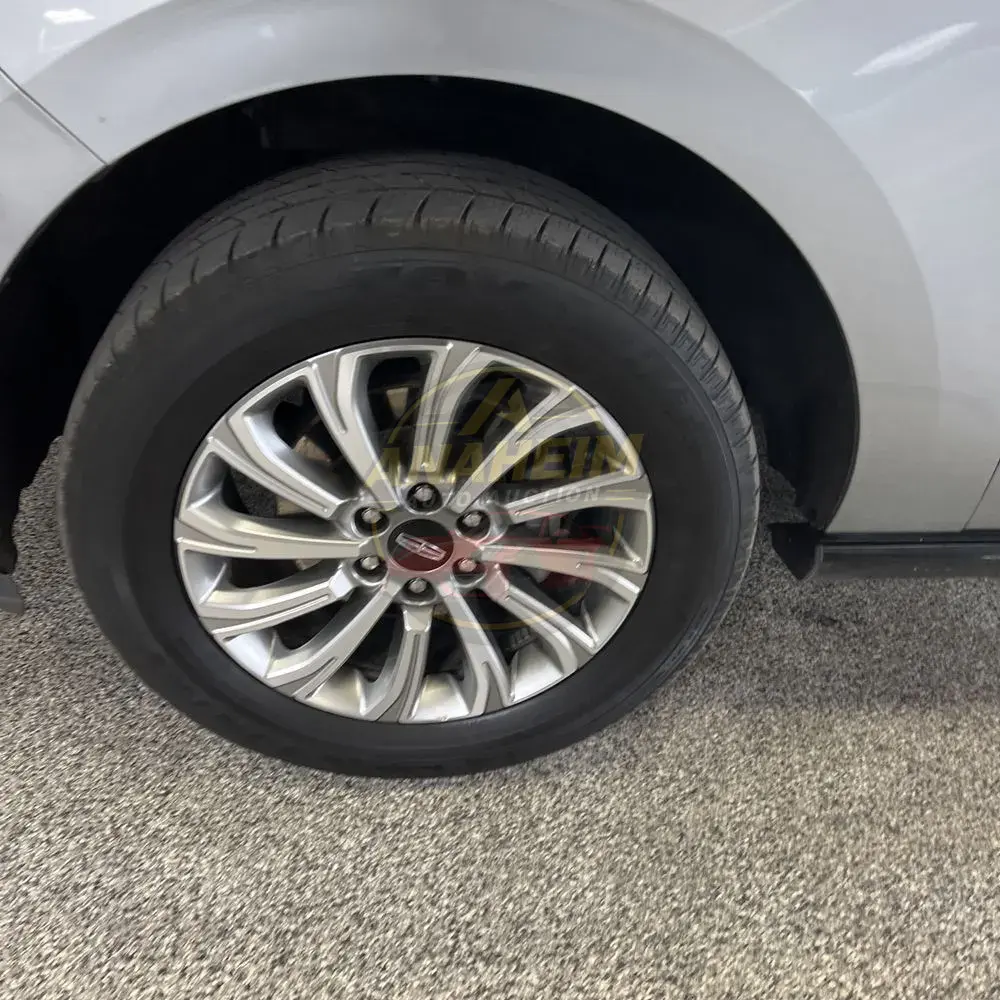 2023 Lincoln Navigator Standard