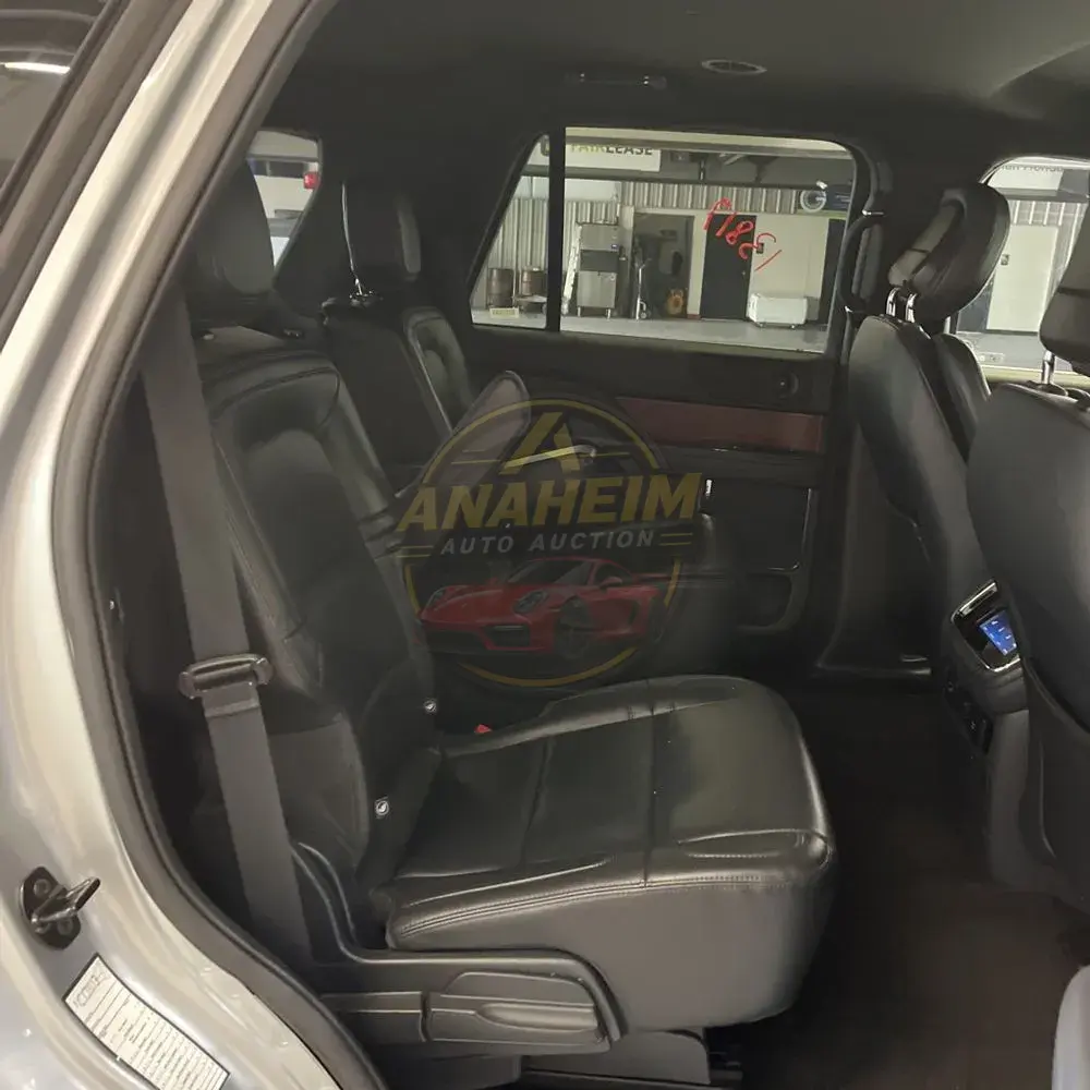 2023 Lincoln Navigator Standard