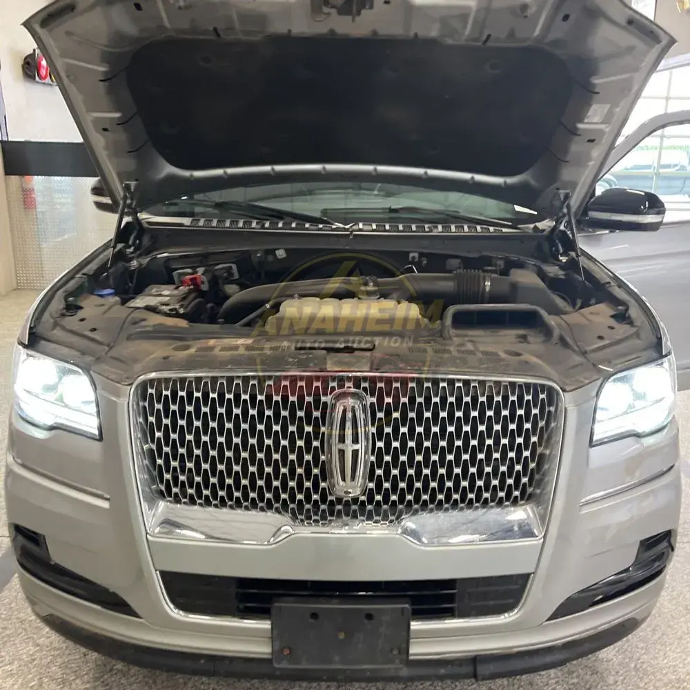 2023 Lincoln Navigator Standard
