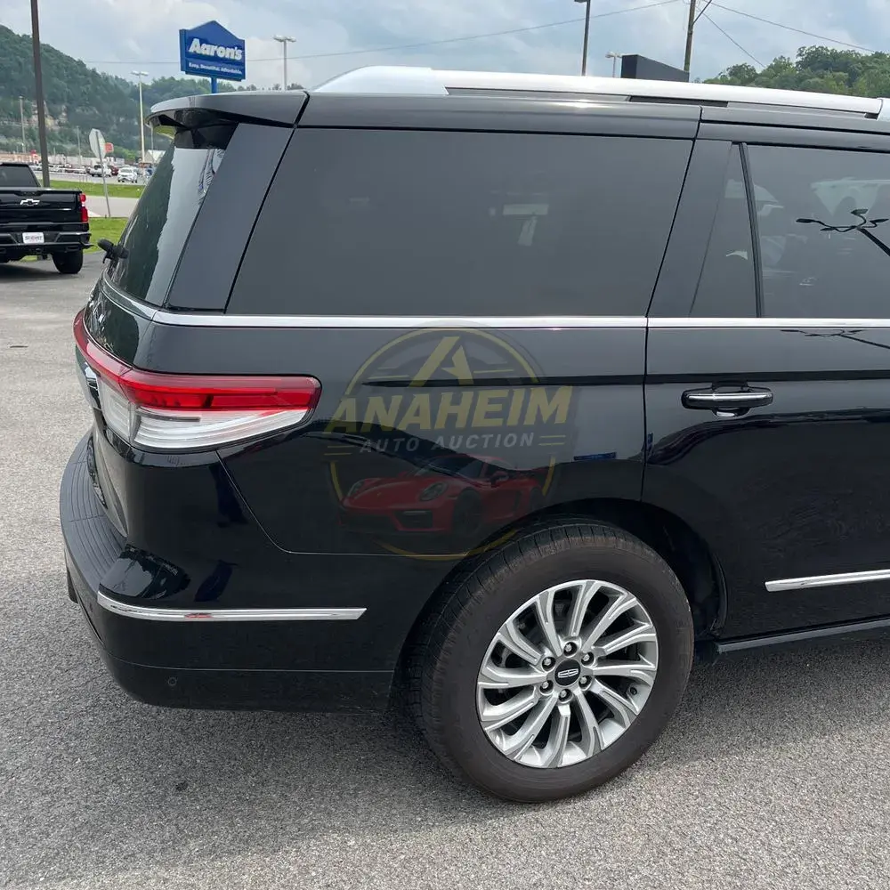 2024 Lincoln Navigator Premiere