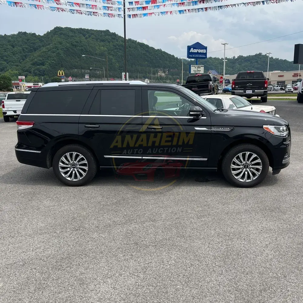 2024 Lincoln Navigator Premiere