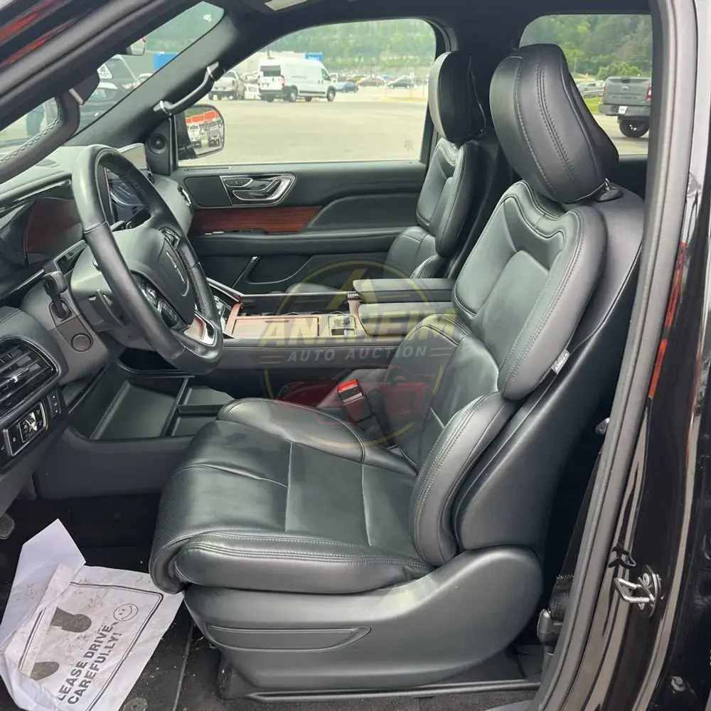 2024 Lincoln Navigator Premiere