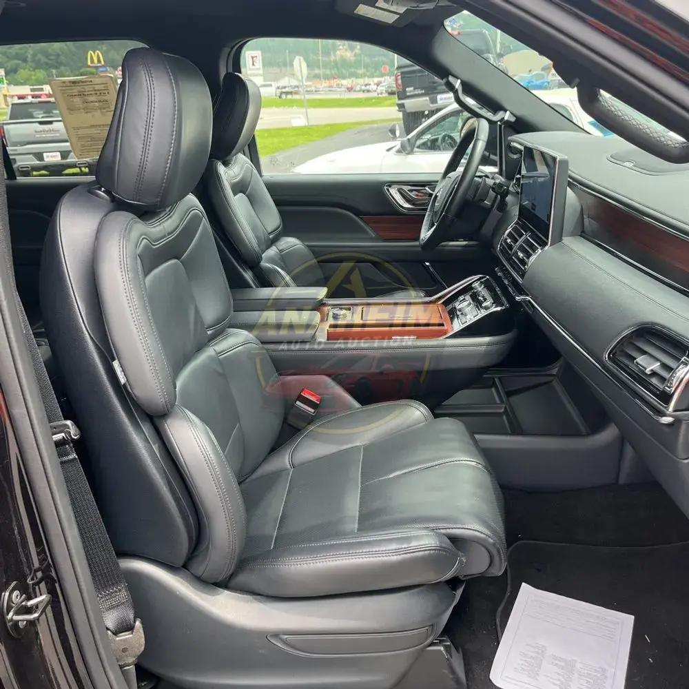 2024 Lincoln Navigator Premiere