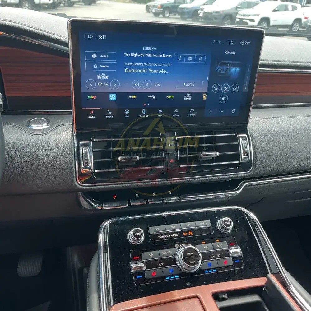2024 Lincoln Navigator Premiere