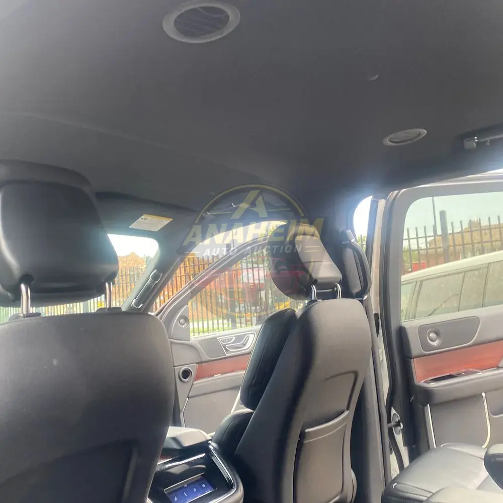 2023 Lincoln Navigator Standard
