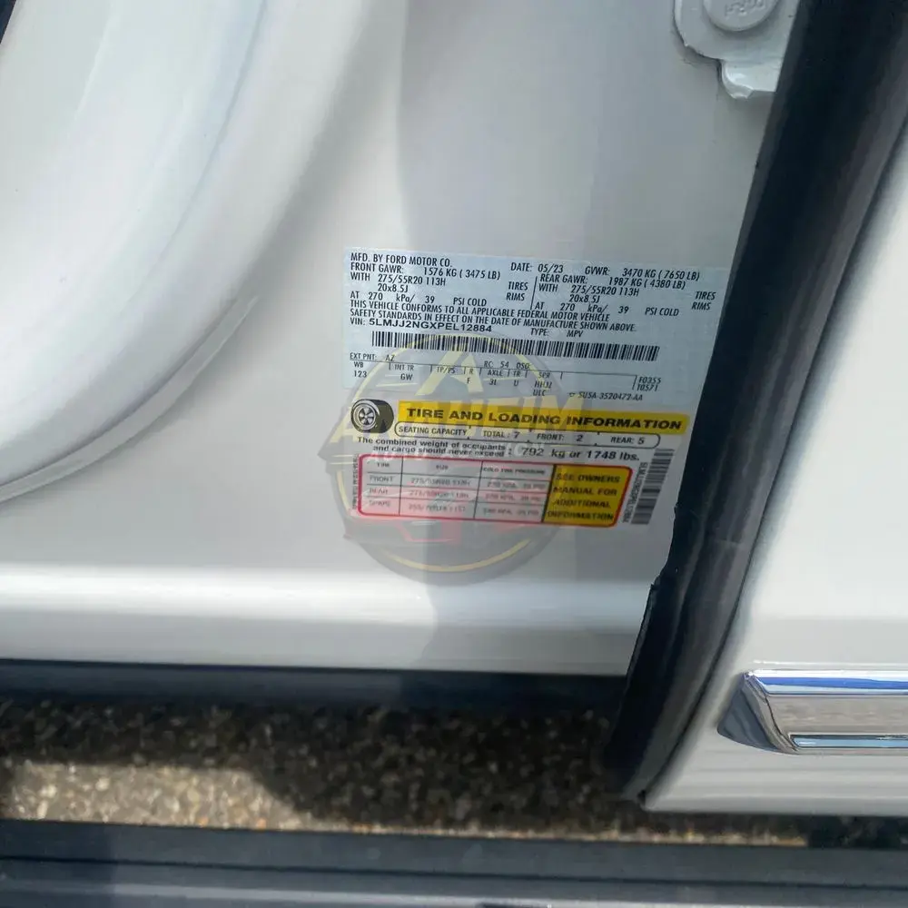 2023 Lincoln Navigator Standard