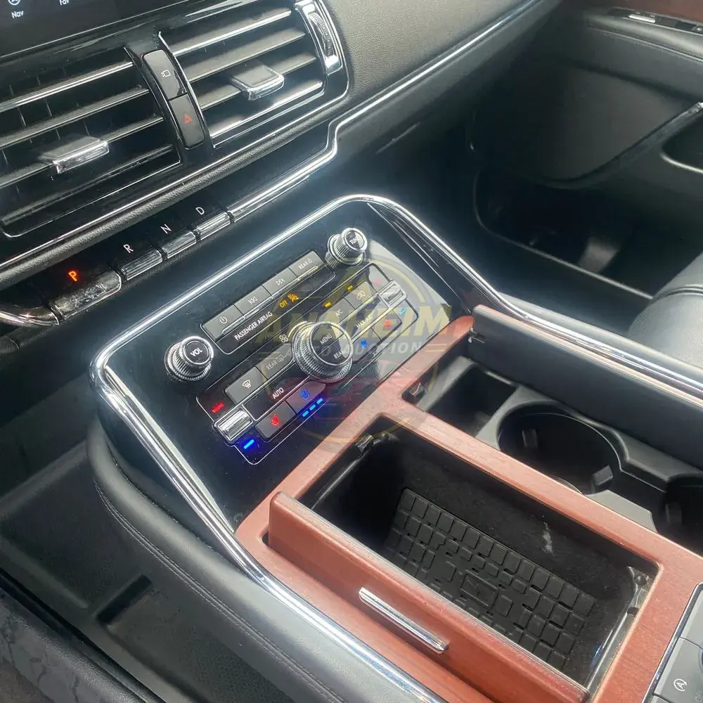 2023 Lincoln Navigator Standard