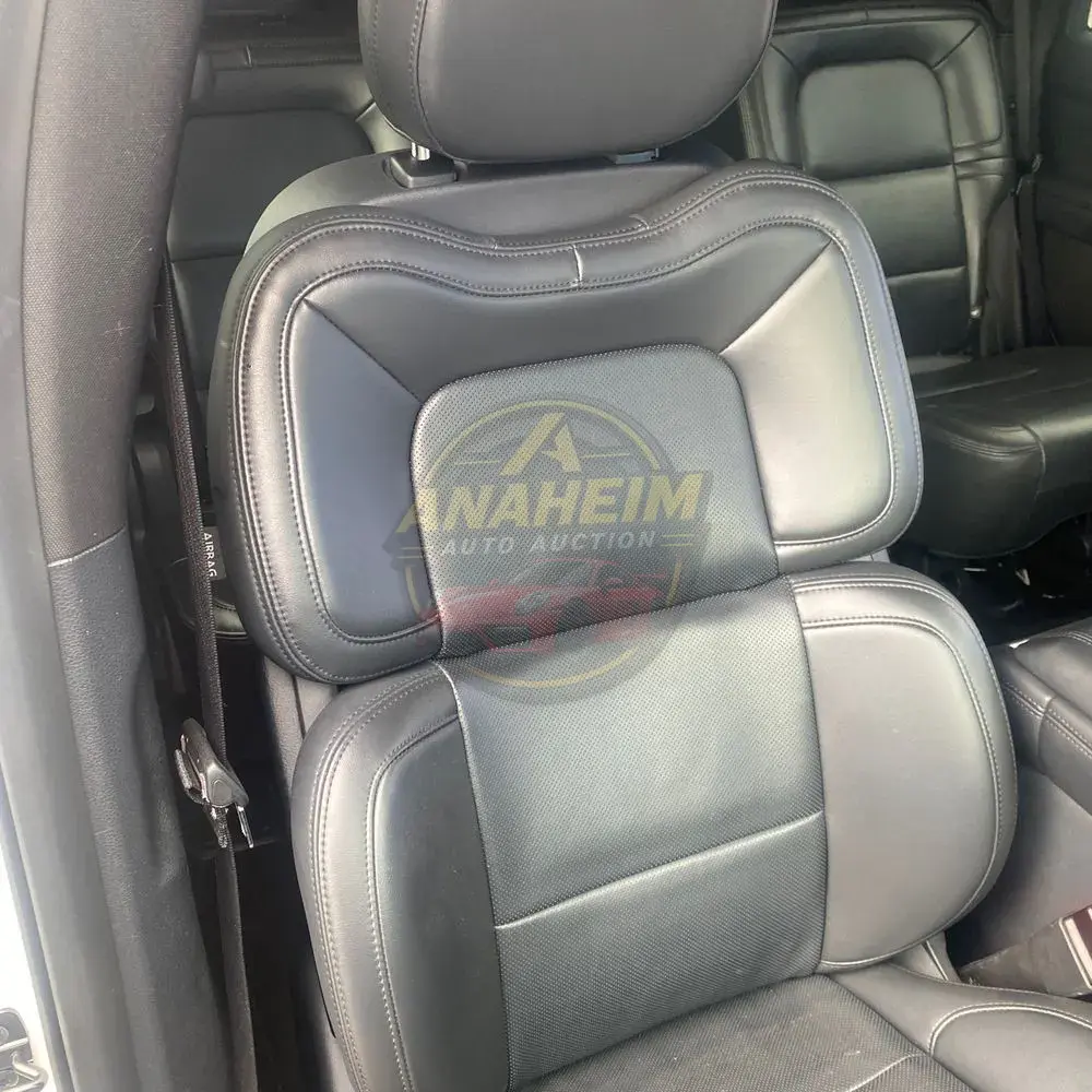 2023 Lincoln Navigator Standard