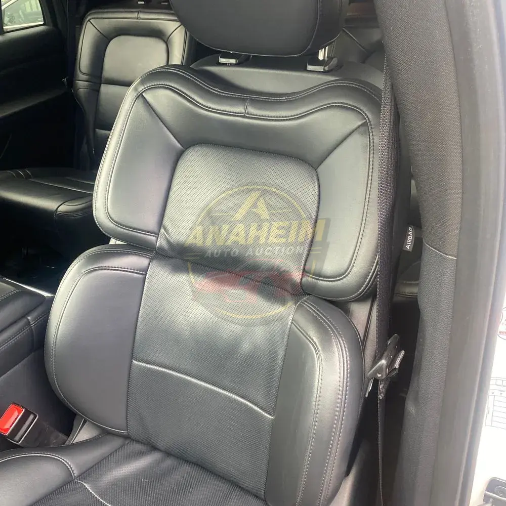 2023 Lincoln Navigator Standard