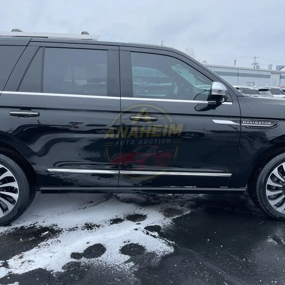 2022 Lincoln Navigator Black Label