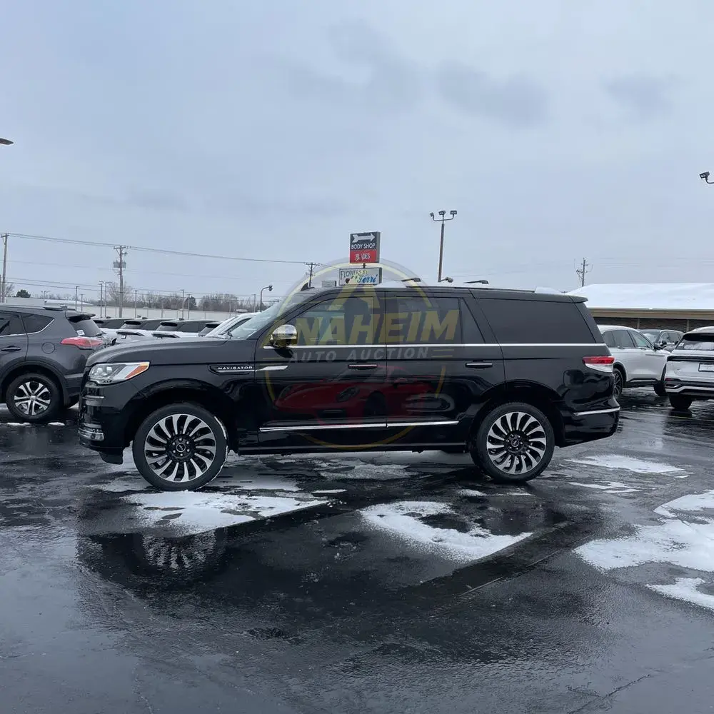 2022 Lincoln Navigator Black Label