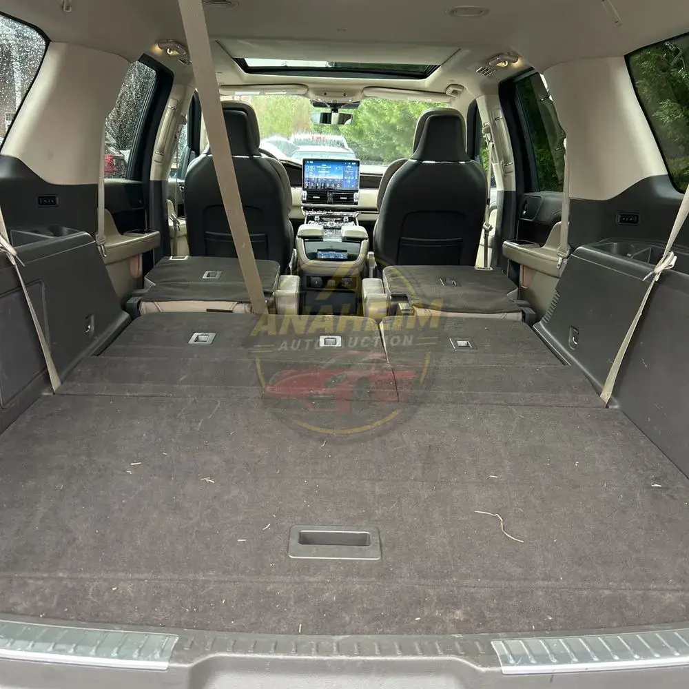 2023 Lincoln Navigator L Reserve
