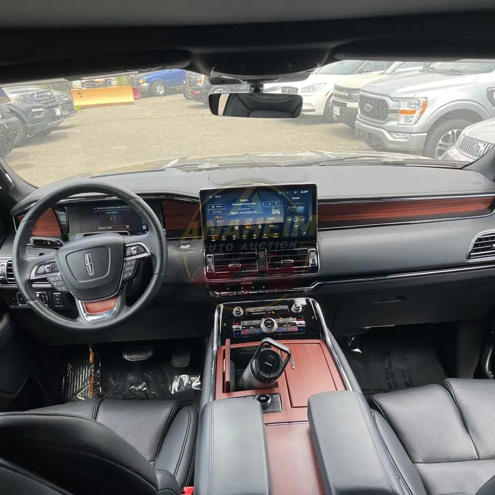2024 Lincoln Navigator L Reserve