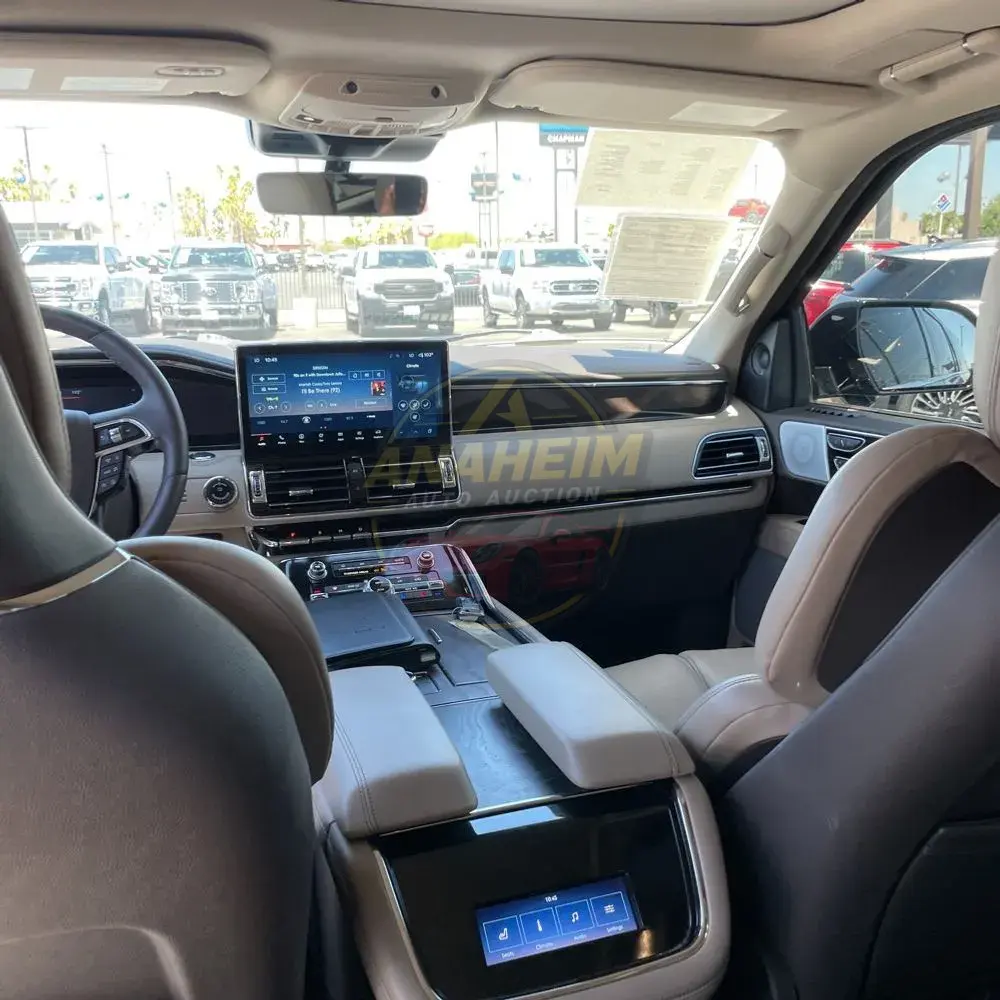 2024 Lincoln Navigator L Reserve