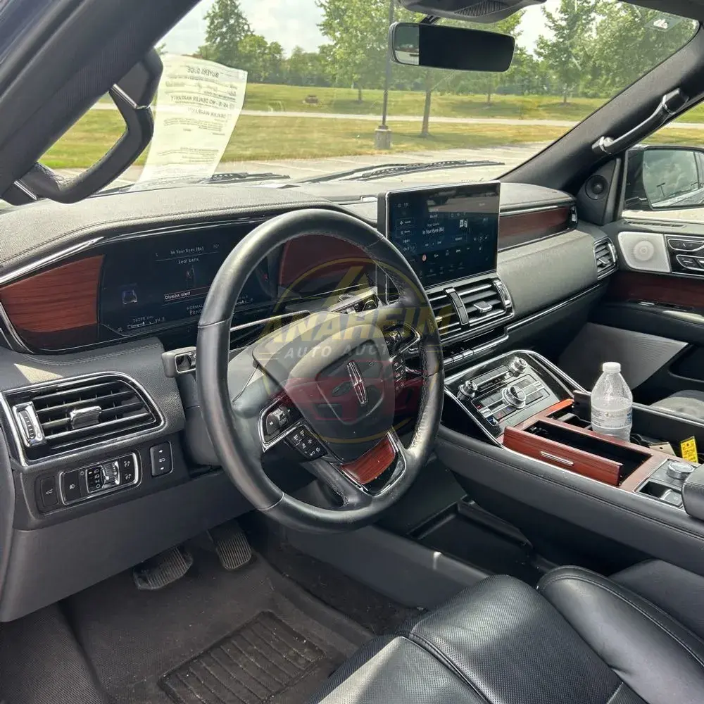 2023 Lincoln Navigator L Reserve